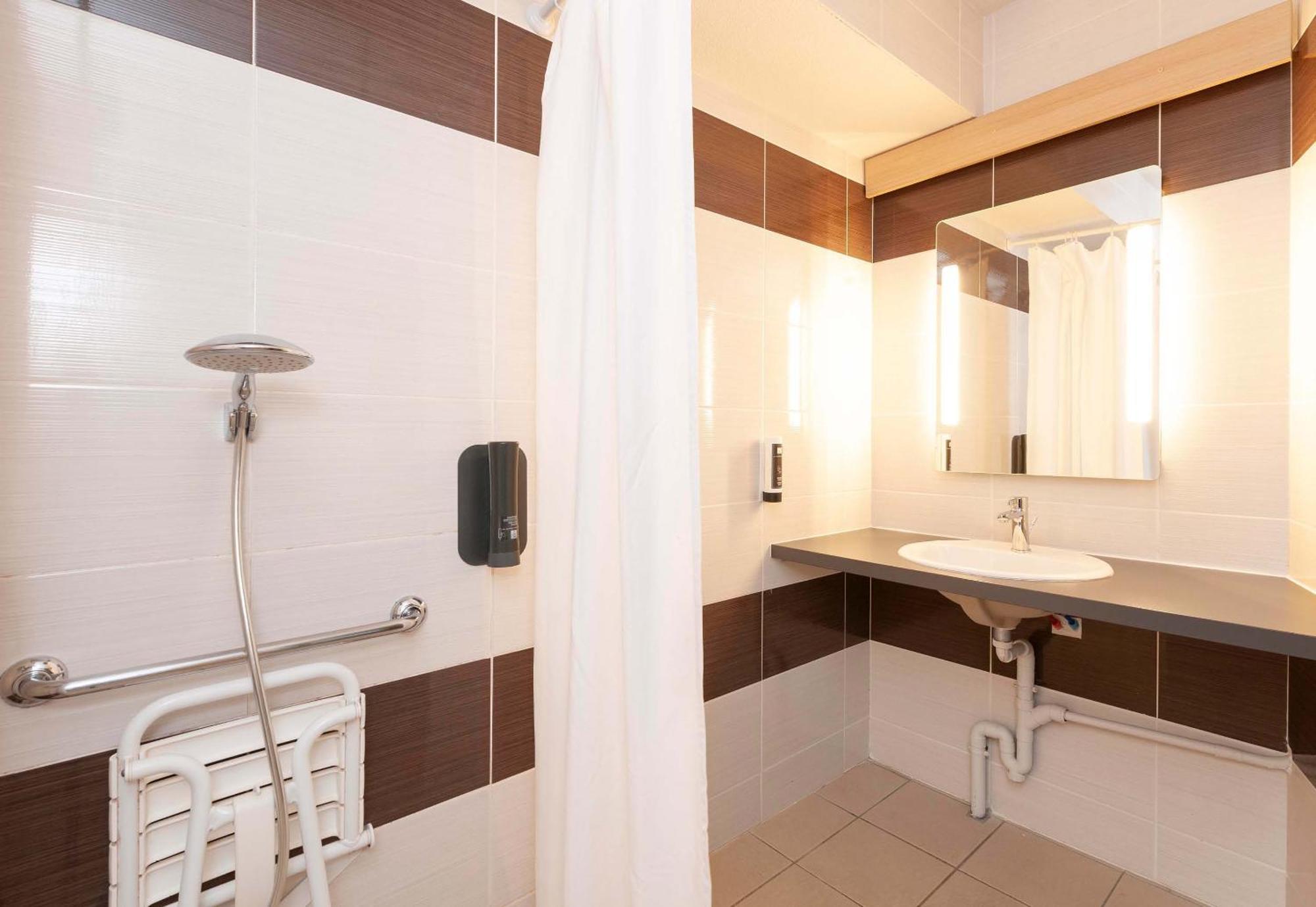 B&B Hotel Pau Zenith Zewnętrze zdjęcie